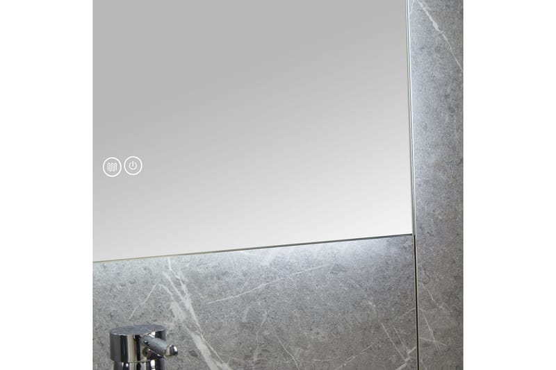 Badeværelsesspejl 60x80 cm med LED-belysning og anti-dug - Hus & renovering - Køkken & bad - Badeværelse - Badeværelsesmøbler - Badeværelsesspejl