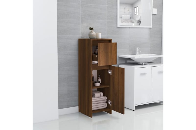 beBasic badeværelsesskab 30x30x95 cm konstrueret træ brun egetræsfarve - Brun - Badeværelsesskab