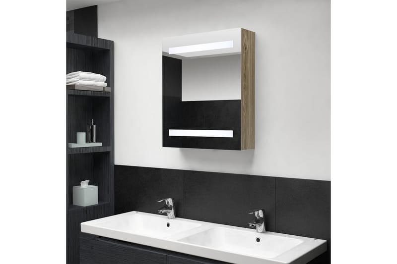 badeværelsesskab m. spejl LED 50x14x60 cm egetræsfarvet - Brun - Spejlskabe