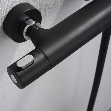 Brusa Brusearmatur - Matsort - Hus & renovering - Køkken & bad - Badeværelse - Håndklædetørrer - Håndklædetørrer el