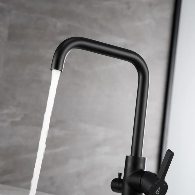 Bathlife Atlant Køkkenarmatur - Hus & renovering - Køkken & bad - Badeværelse - Håndklædetørrer - Håndklædetørrer el