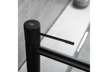 Tvättställsblandare Bathlife Svart - Hus & renovering - Køkken & bad - Badeværelse - Blandingsbatterier & vandhaner - Håndvaskarmatur