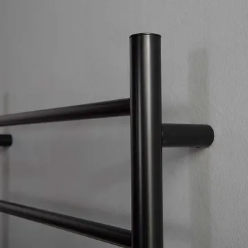 Håndklædetørrer FAS 400 sort - Hus & renovering - Køkken & bad - Badeværelse - Håndklædetørrer - Håndklædetørrer el