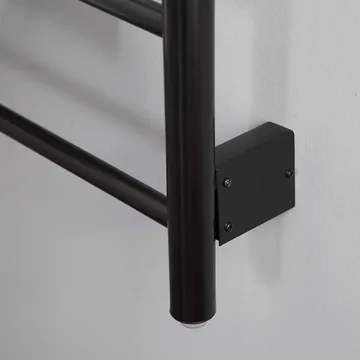 Håndklædetørrer FAS 400 sort - Hus & renovering - Køkken & bad - Badeværelse - Håndklædetørrer - Håndklædetørrer el