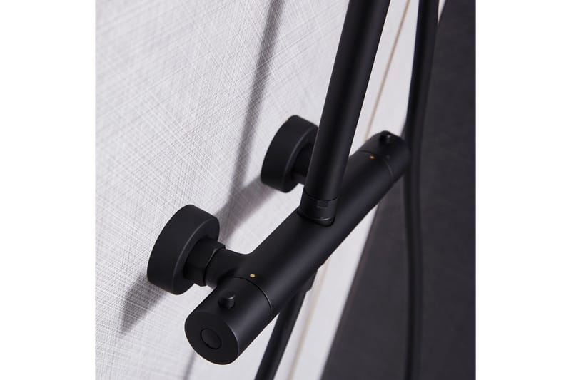 Loftbrusersæt med armatur | Brusa - Sort - Hus & renovering - Køkken & bad - Badeværelse - Brusearmatur & tilbehør