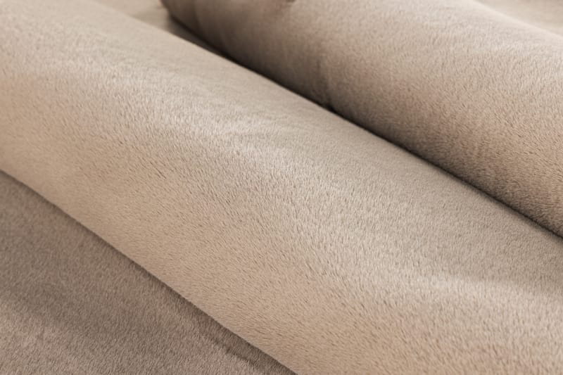 Leni Plastmåtte 240x350 cm - Beige - Tekstiler - Tæpper - Udendørs tæpper - Plasttæpper