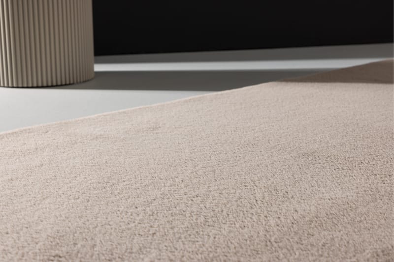 Leni Plastmåtte 240x350 cm - Beige - Tekstiler - Tæpper - Udendørs tæpper - Plasttæpper