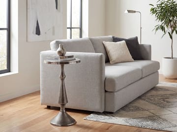 Rivnor Rundt sidebord 30 cm i aluminium - sølv - Møbler - Borde - Aflastningsbord - Bakkebord & små borde