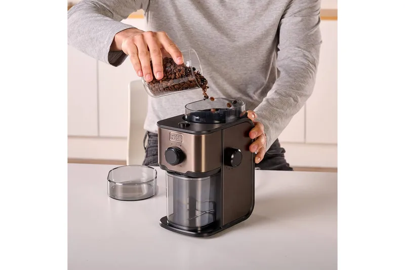 Elektrisk Kaffekværn Black+Decker 150W - Grå - Husholdning - Køkkenmaskiner - Kaffemaskine & kaffetilbehør