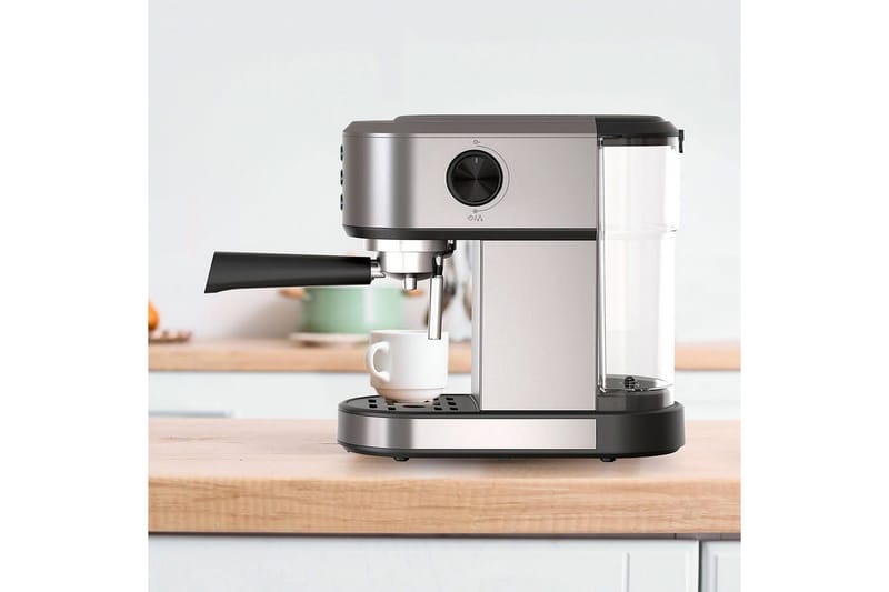 Espressomaskine Black+Decker 1350W - Husholdning - Køkkenmaskiner - Kaffemaskine & kaffetilbehør
