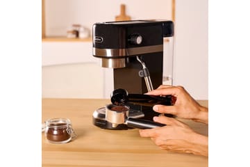 Espressomaskine Solac Taste Slim - Sort - Husholdning - Køkkenmaskiner - Kaffemaskine & kaffetilbehør - Espressomaskine