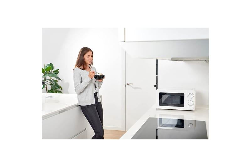 Mikroovn Black+Decker 700W 20L Hvid - Hvid - Husholdning - Køkkenmaskiner - Opvarming & koge