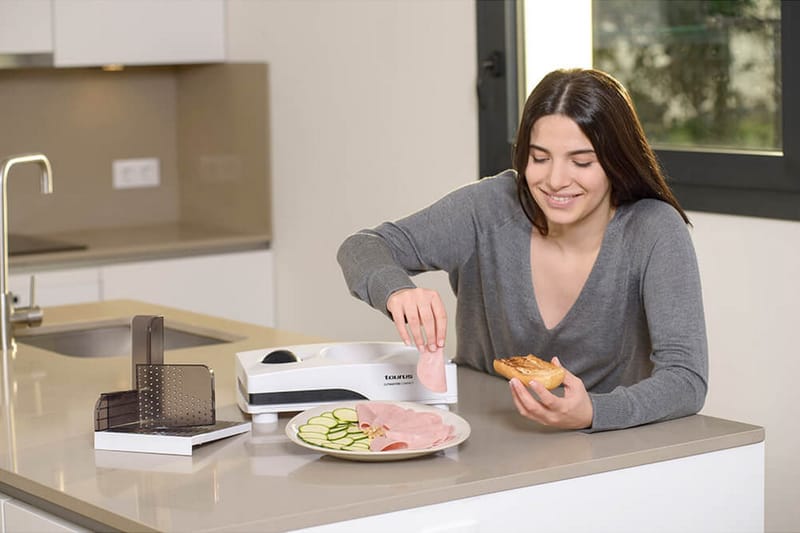 Pålægsmaskine Taurus Cutmaster Compact 100W 17 cm - Sølv - Husholdning - Køkkenmaskiner - Skære & knuse