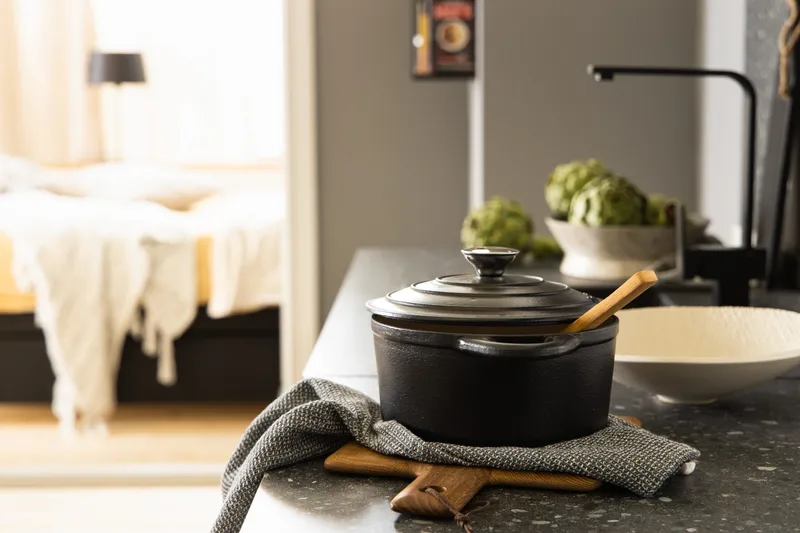 Orrefors Jernverk Gryde Støbejern - 22x10cm Sort - Husholdning - Madlavning & Bagning - Gryder og kasseroller - Gryder