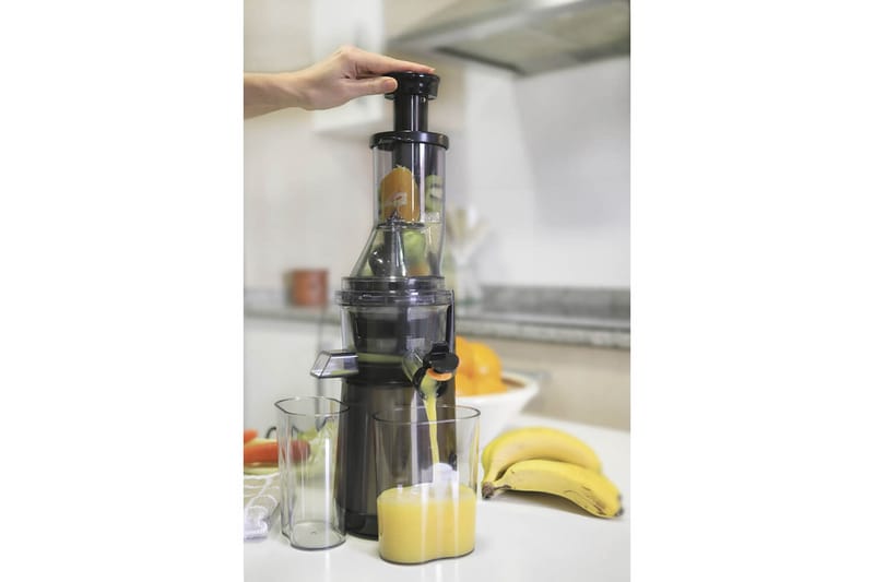 Juicemaskine Black+Decker Slow Juicer BXJE200E Børstet Rustfrit Stål - Grå - Husholdning - Madlavning & Bagning - Køkkenudstyr