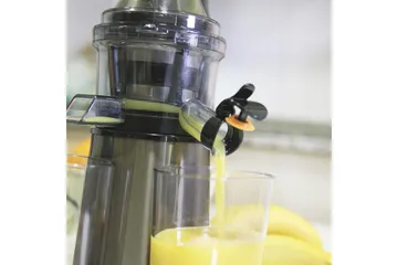 Juicemaskine Black+Decker Slow Juicer BXJE200E Børstet Rustfrit Stål - Grå - Husholdning - Madlavning & Bagning - Køkkenudstyr