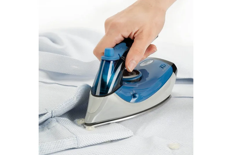 Rejsejern Black+Decker 1100W Blå/Sort - Blå||Sort - Husholdning - Rengøring & tøjpleje - Tøjpleje