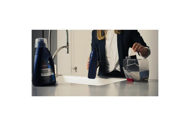 Tekstilrens Bissell SpotClean Professional - Husholdning - Rengøring & tøjpleje - Støvsugere