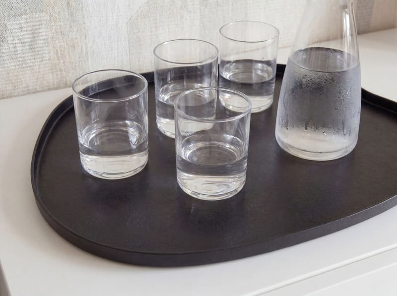Ralven dekorationsfad 35 cm i metal med organisk design - mat sort - Husholdning - Servering & opdækning - Bakker & fade