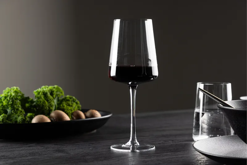 Shine Vandglas 22 cm - Klar - Husholdning - Servering & opdækning - Glas - Vandglas