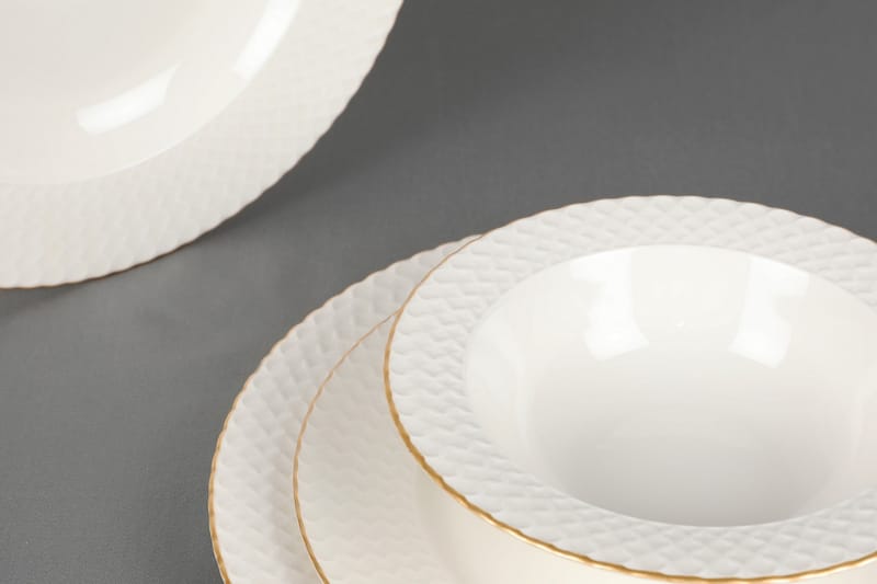 Adine Porcelæn Middagsservice 24 Dele Porcelæn - Hvid/Guld - Husholdning - Servering & opdækning - Tallerkener