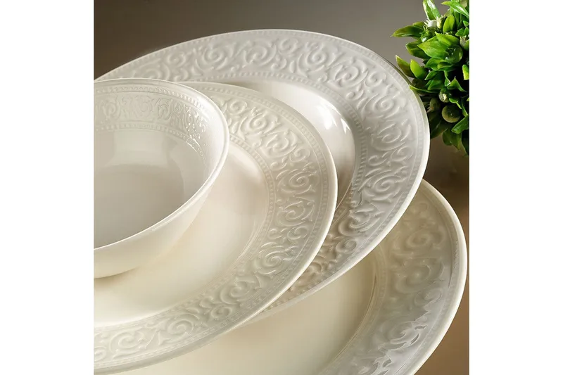 Adine Porcelæn Middagsservice 24 Dele Porcelæn - Hvid - Husholdning - Servering & opdækning - Tallerkener