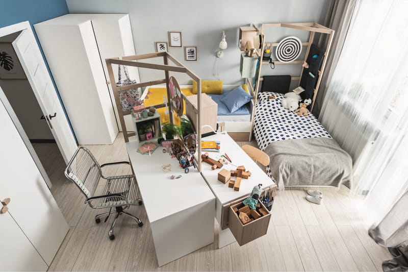 Stige Skrivebord 140 cm Hvid/Træ/Natur - VOX - Møbler - Børnemøbler - Børneborde - Skrivebord børn