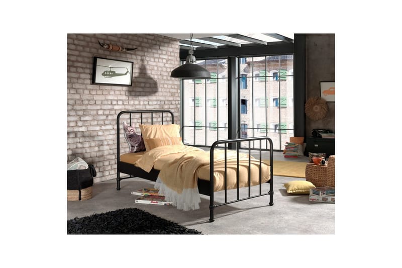 Seng Bronxx Sort, 90 x 200 cm - Sort, 90 x 200 cm - Møbler - Børnemøbler - Børneseng & juniorseng