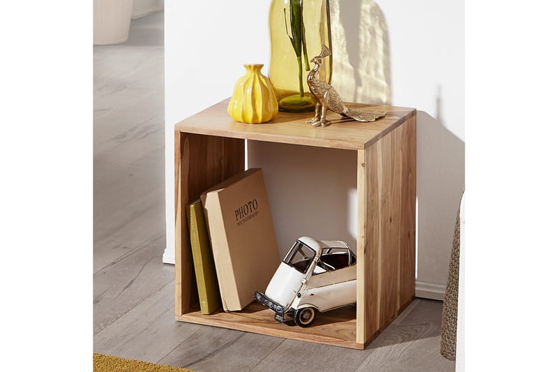 Dellett sidebord 44 cm - Træ / natur - Møbler - Borde - Aflastningsbord - Bakkebord & små borde