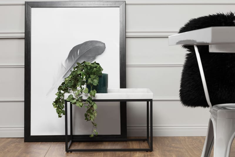 Kungshult Sidebord 60 cm - Hvid/Sort - Møbler - Borde - Aflastningsbord - Bakkebord & små borde