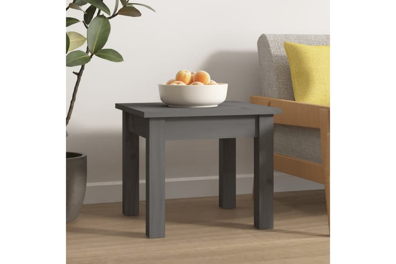 beBasic sofabord 35x35x30 cm massivt fyrretræ grå - GrÃ¥ - Møbler - Borde - Aflastningsbord - Lampebord