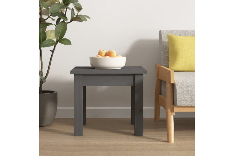 beBasic sofabord 35x35x30 cm massivt fyrretræ grå - GrÃ¥ - Møbler - Borde - Aflastningsbord - Lampebord