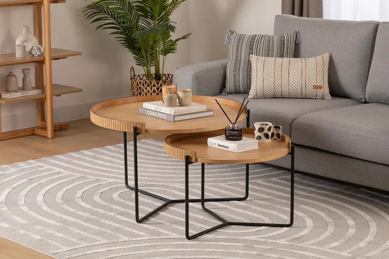 Manisha Indskudsbord, Nature