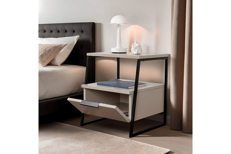 Kavilash sengebord 45 cm - Sand - Møbler - Borde - Aflastningsbord - Sengebord