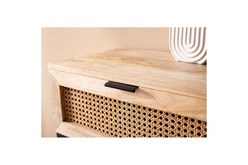 Natbord Wohnling Massivt Mangotræ med 1 Skuffe med Wienerflet I Et Industrielt Look - Møbler - Borde - Aflastningsbord - Sengebord