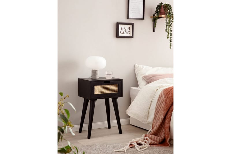 Natbord Wohnling Massivt mangotræ med 1 skuffe med wienerflet i et moderne look Sort - Sort - Møbler - Borde - Aflastningsbord - Sengebord