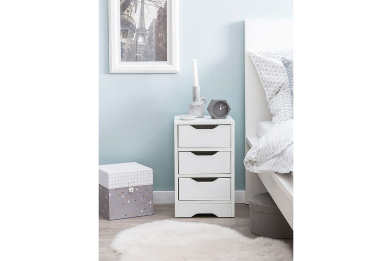 Natbord Wohnling med 3 skuffer i et simpelt, moderne design til boxmadras Hvid - Hvid - Møbler - Borde - Aflastningsbord - Sengebord