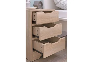 Natbord Wohnling med 3 skuffer i et simpelt, moderne design til boxmadras Sonoma - Sonoma - Møbler - Borde - Aflastningsbord - Sengebord