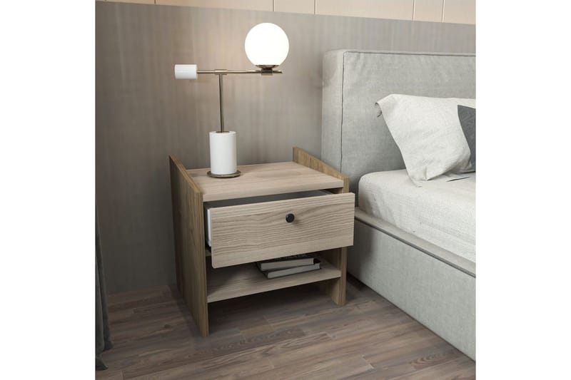 Retzow Natbord - Valnød - Møbler - Borde - Aflastningsbord - Sengebord