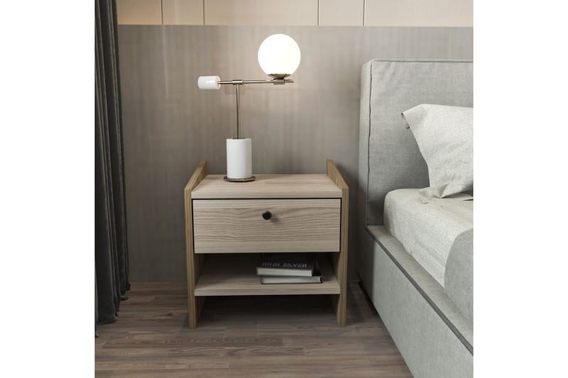 Retzow Natbord - Valnød - Møbler - Borde - Aflastningsbord - Sengebord