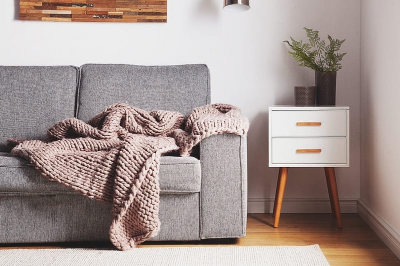 Alabama sengebord 40 cm - Hvid - Møbler - Borde - Aflastningsbord - Sengebord