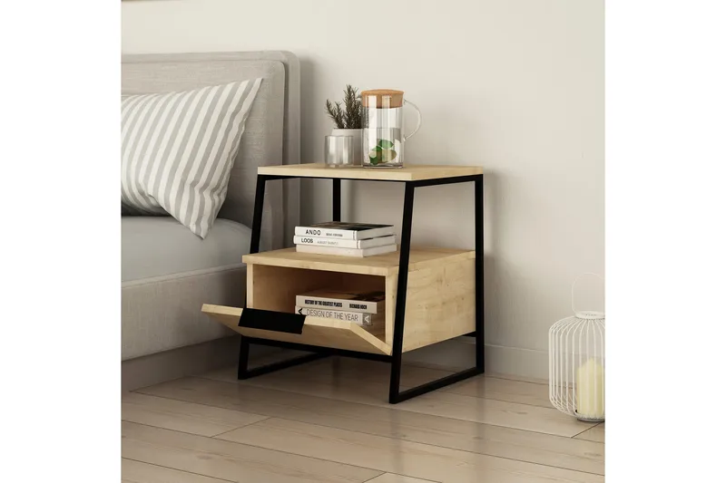 Bodsjö Sengebord 45 cm med Opbevaring Hylde + Låge - Lysebrun/Sort - Møbler - Borde - Aflastningsbord - Sengebord
