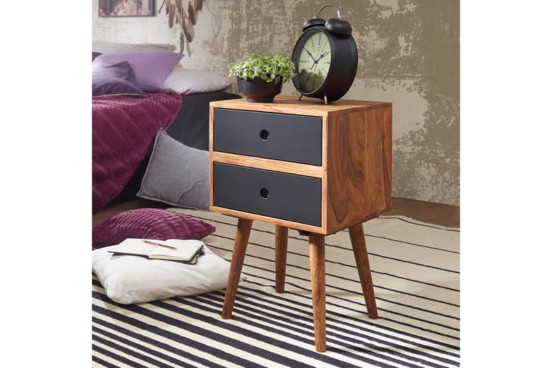 Iviana Sengebord 40 cm med Opbevaring 2 Skuffer - Massivt Træ/Sort - Møbler - Borde - Aflastningsbord - Sengebord