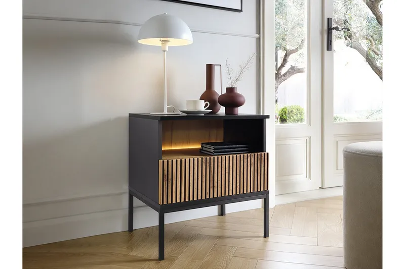 Klinkerville Sengebord 54 cm - Sort - Møbler - Borde - Aflastningsbord - Sengebord