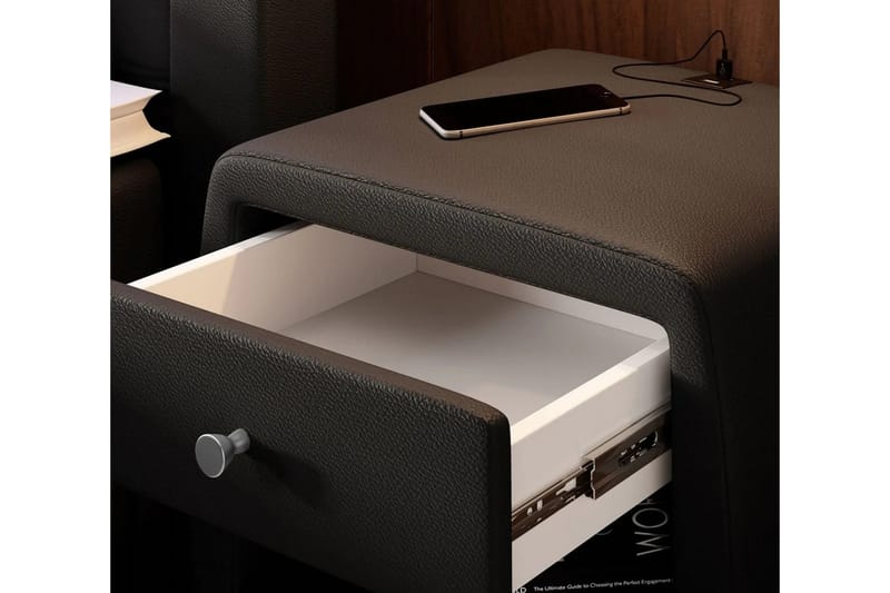 Lysander Natbord 48 cm med Opbevaring Skuffe - Sort Kunstlæder - Møbler - Borde - Aflastningsbord - Sengebord