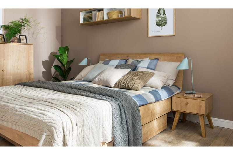 Nature Sengebord 40 cm med Opbevaring Eg - VOX - Møbler - Borde - Aflastningsbord - Sengebord