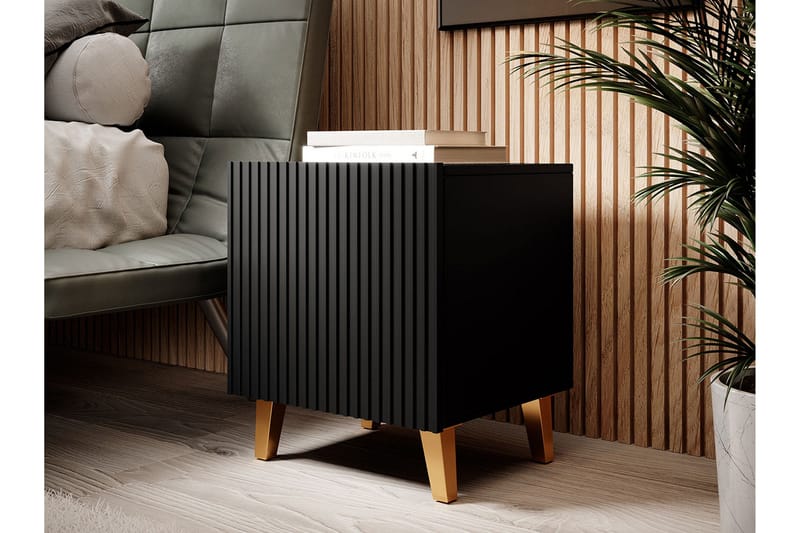 Pafos Sengebord Firkantet Sort|Guld - Møbler - Borde - Aflastningsbord - Sengebord