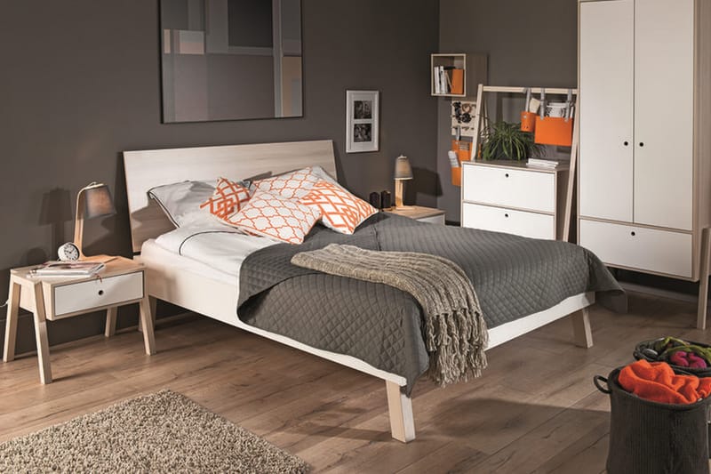 Spot Sengebord 58 cm med Opbevaring Skuffe Natur/Hvid - VOX - Møbler - Borde - Aflastningsbord - Sengebord