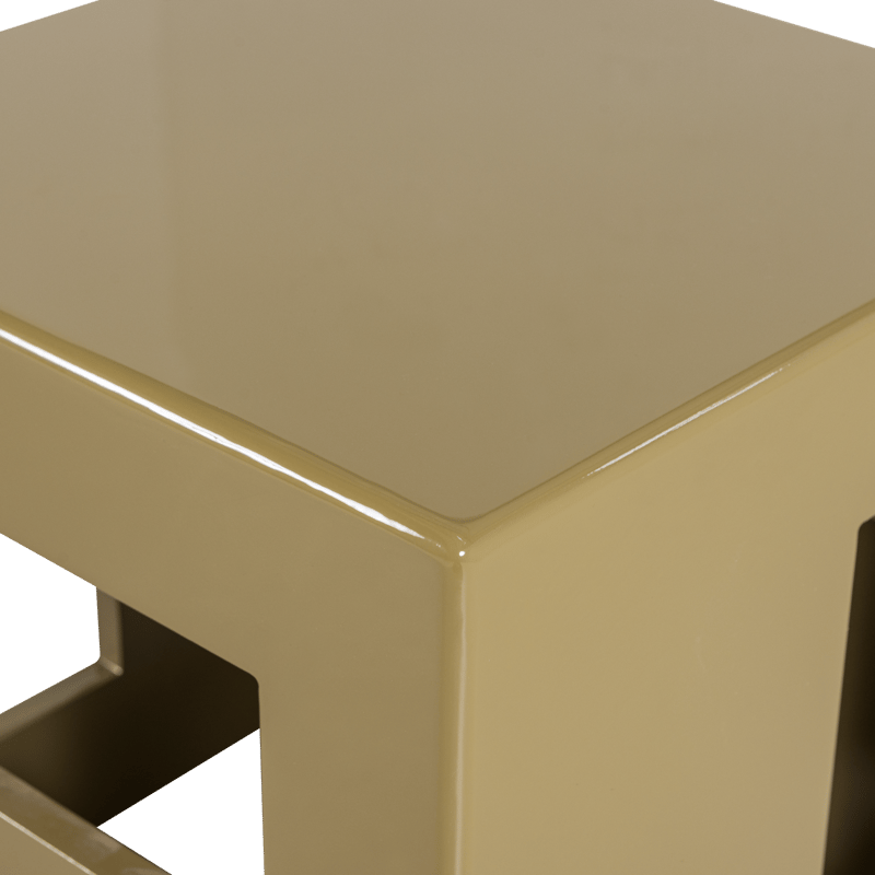 Sidebord Modern 40 cm - Honninggul - Møbler - Borde - Aflastningsbord - Lampebord