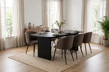 Alma spisebordssæt 180 cm rektangulært med 6 Greya spisebordsstole - Sortbejdset eg - Møbler - Borde - Spisebordssæt